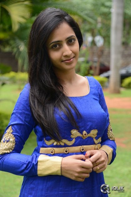 Anchor-Lasya-at-Krishnamma-Kalipindi-Iddarini-Special-Show